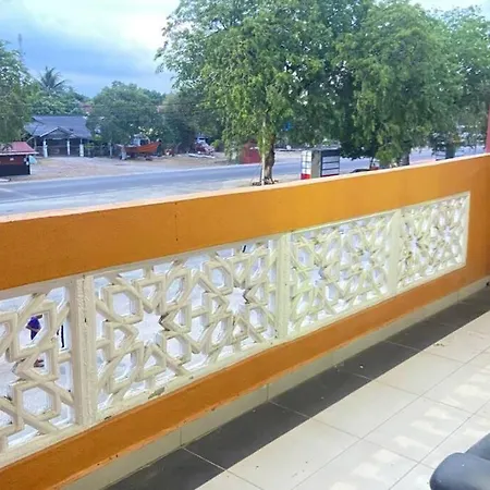 Homestay Besut Kampung Raja Exterior photo